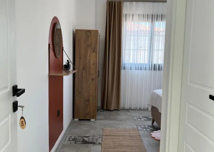 La Chance Hotel 3*