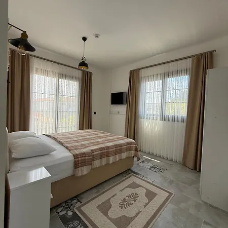 Otel La Chance 3*